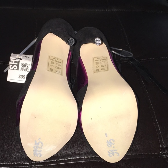 Sz6.5 Velveteen & Metallic Lace-Up Stilettos - Picture 4 of 6